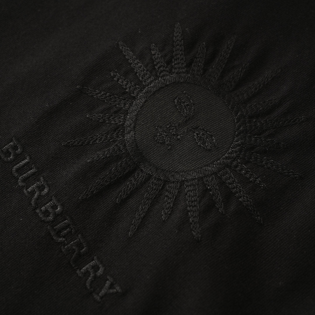 BURBERRY Sun Logo T-shirt