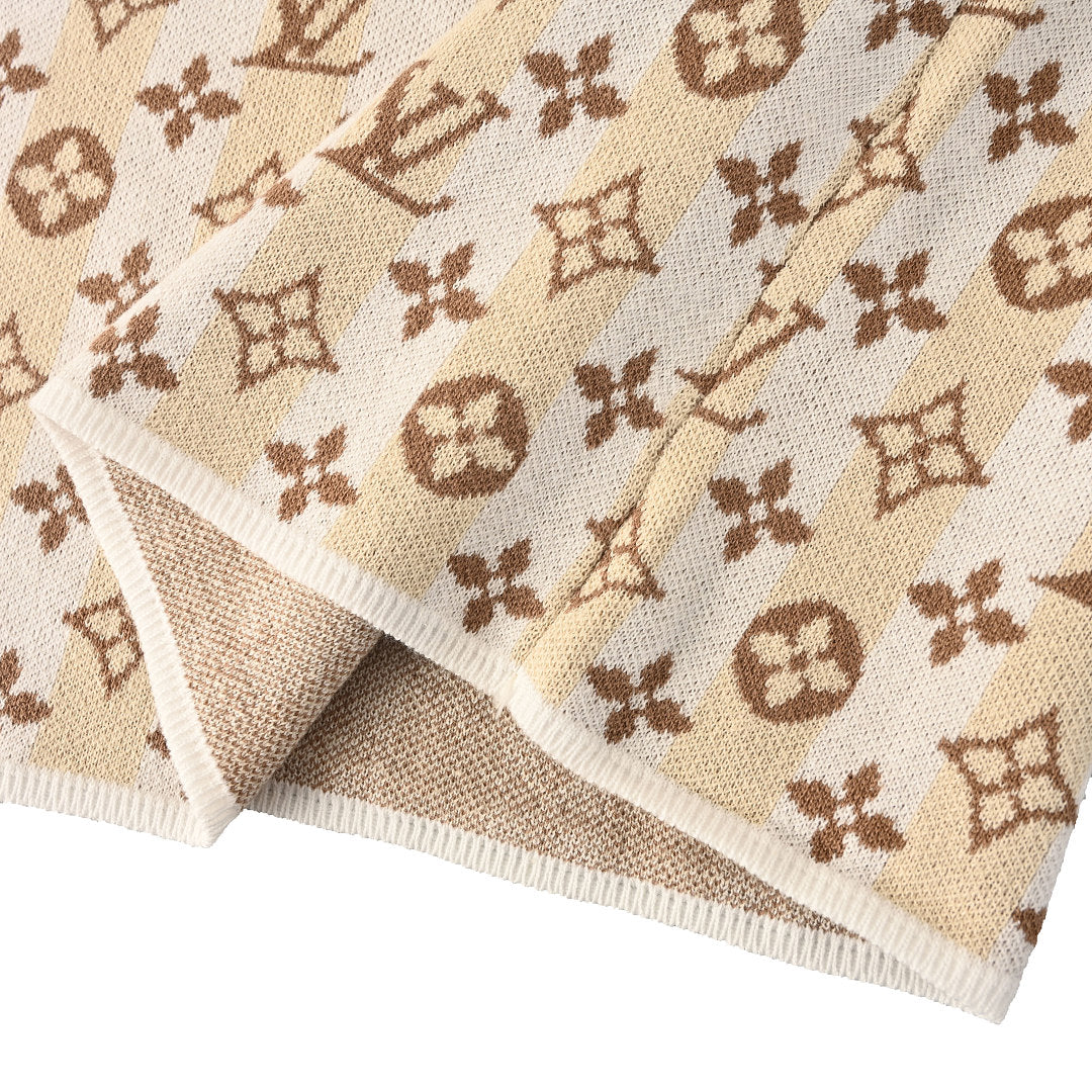 Louis Vuitton Short-Sleeve Monogram T-Shirt – Modern Essential