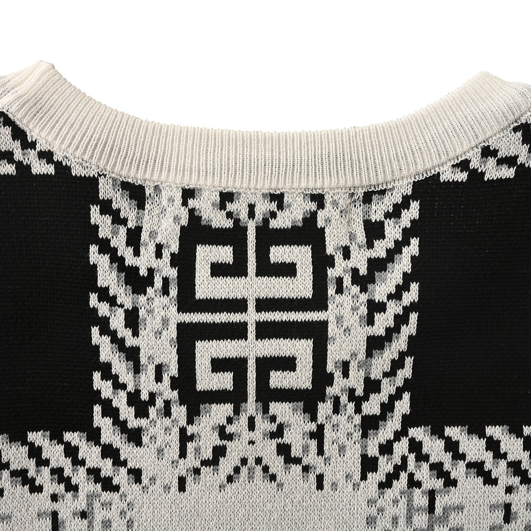 Givenchy 4G Monogram Jacquard Knit T-Shirt – Black & White