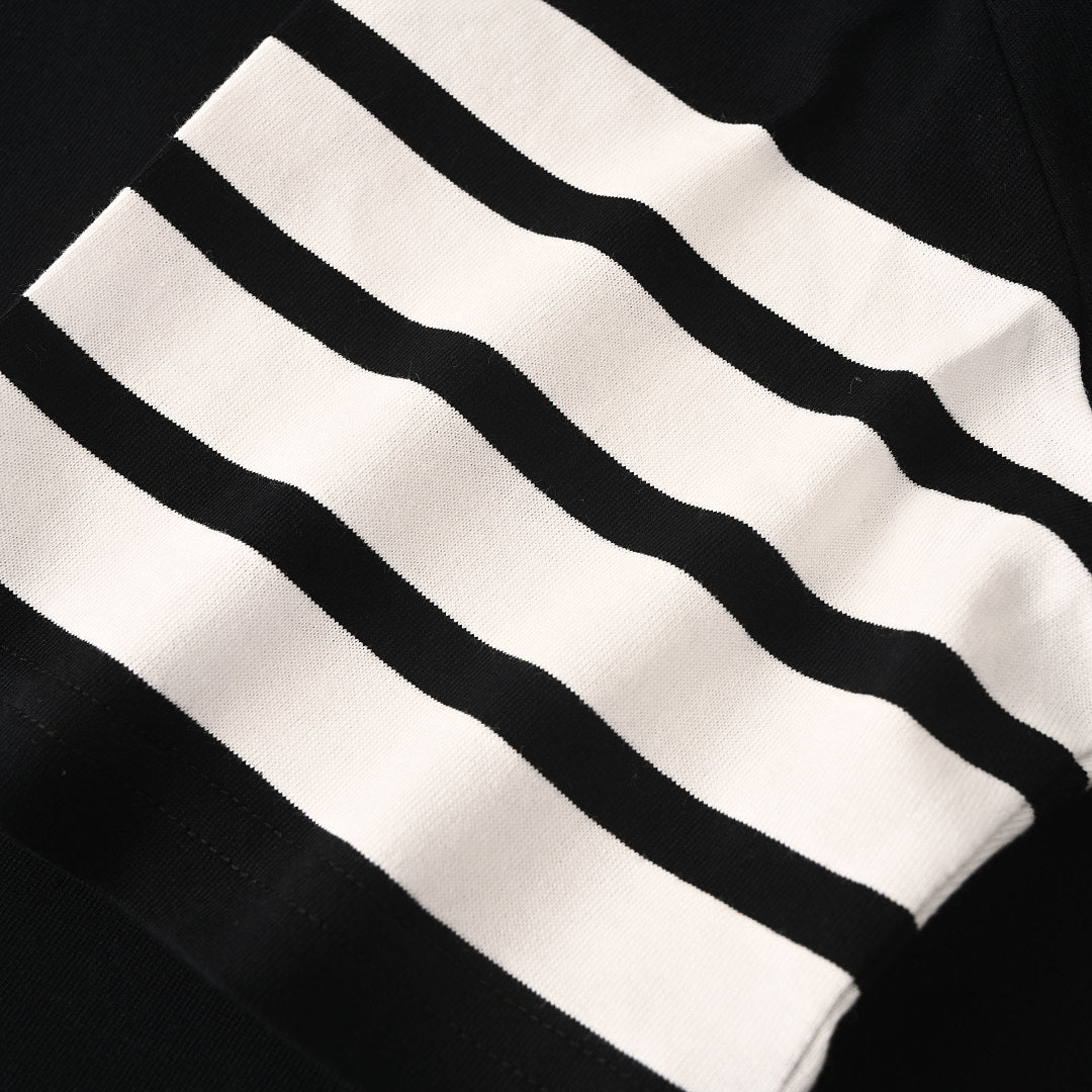 Thom Browne 4-Bar Stripe Sleeve T-Shirt – Black