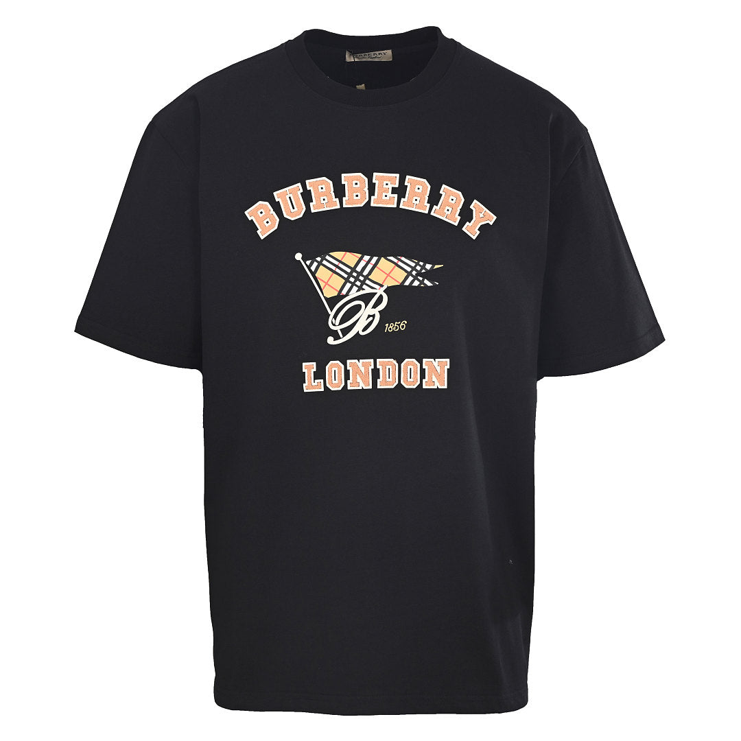 Burberry Check Flag Towel-Appliqué Letter T-Shirt