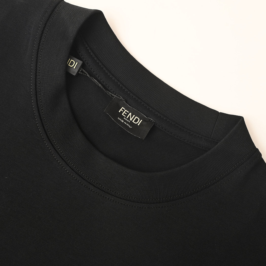 Fendi Roma Bag Bugs Eyes Appliqué T-Shirt — BLACK